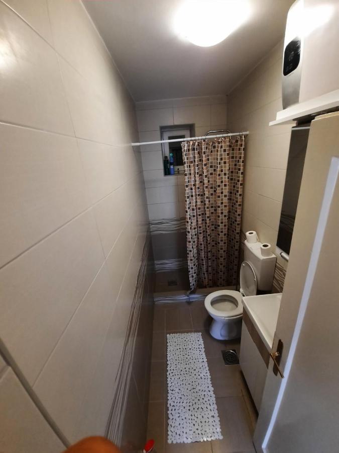 Apartments Mila Цетине Екстериор снимка